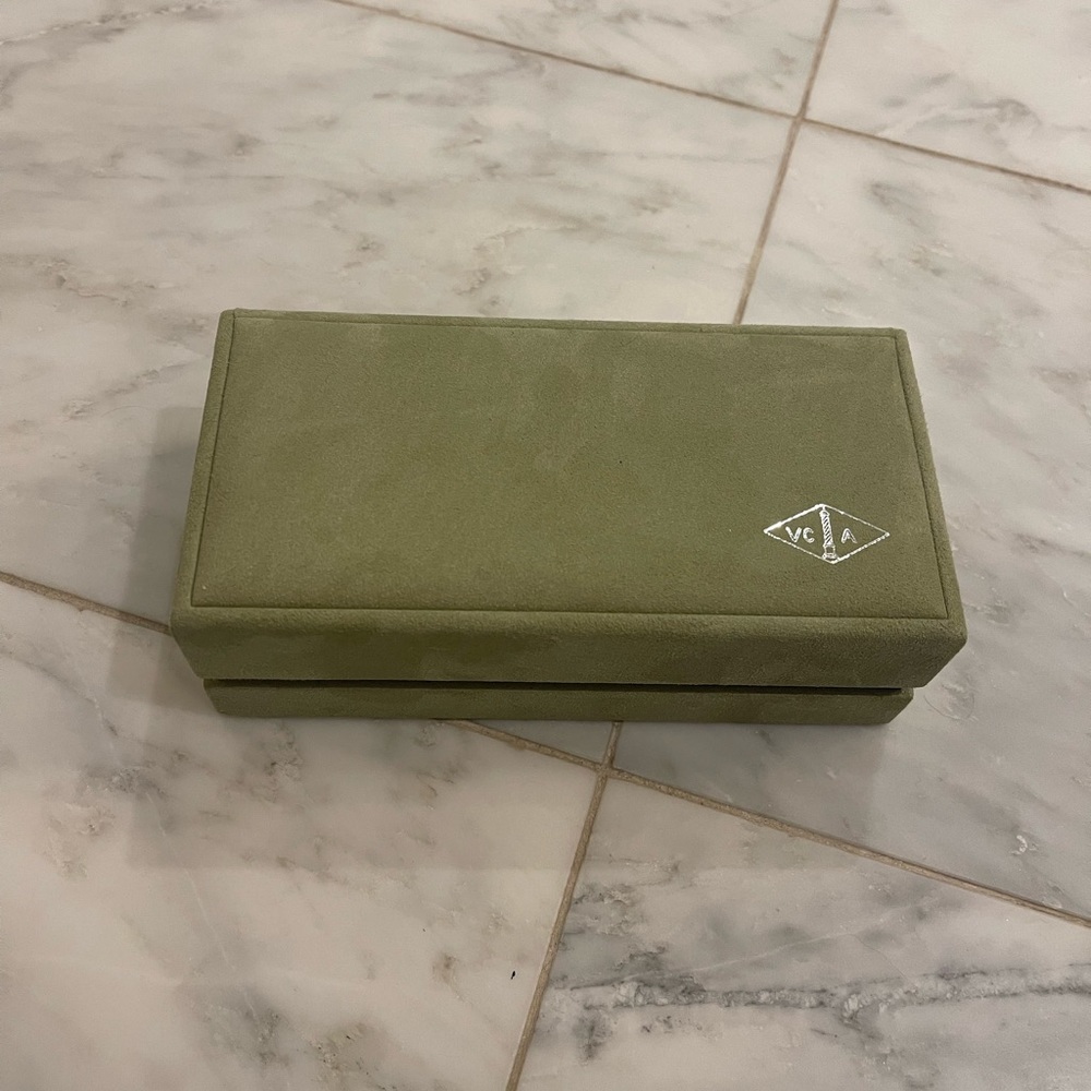 Van Cleef & Arpels Jewelry Box